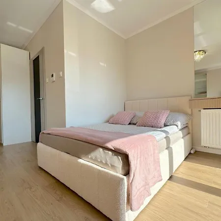 Laura With Sauna & Gym, 5 Min To Baltic Sea & Polsat Arena Gdansk