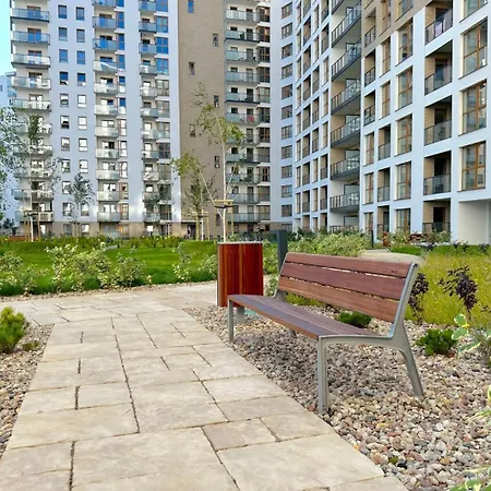 Laura With Sauna & Gym, 5 Min To Baltic Sea & Polsat Arena *