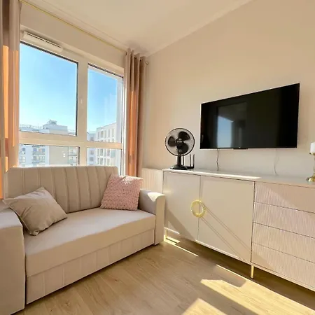 Laura With Sauna & Gym, 5 Min To Baltic Sea & Polsat Arena * 格但斯克