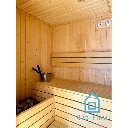 公寓 Laura With Sauna & Gym, 5 Min To Baltic Sea & Polsat Arena 格但斯克