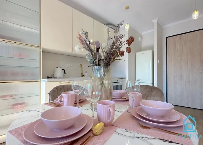 Laura With Sauna & Gym, 5 Min To Baltic Sea & Polsat Arena グダニスク