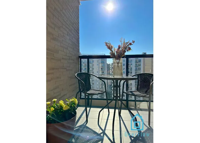 アパート Laura With Sauna & Gym, 5 Min To Baltic Sea & Polsat Arena グダニスク