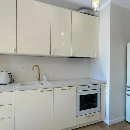 Daire Laura With Sauna & Gym, 5 Min To Baltic Sea & Polsat Arena *